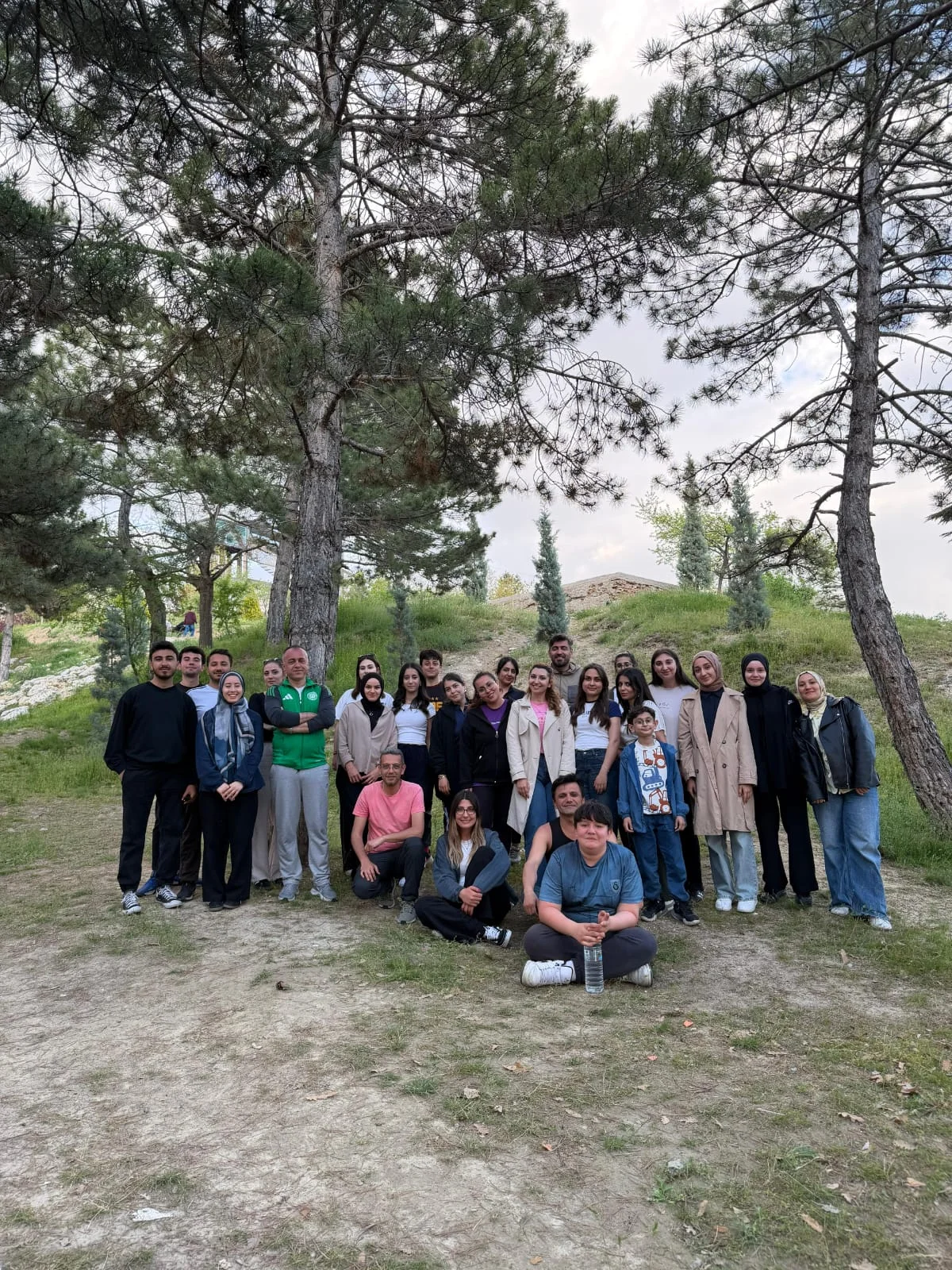 Selçuk Üniversitesi Edebiyat Fakültesi Psikoloji Bölümü olarak, 10 Mayıs Psikologlar Gününde akademik personelimiz ve öğrencilerimizin katılımıyla bölüm pikniği etkinliği gerçekleştirilmiştir.